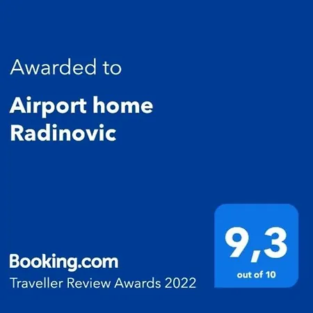 Airport Radinovic Фермерский дом Подгорица