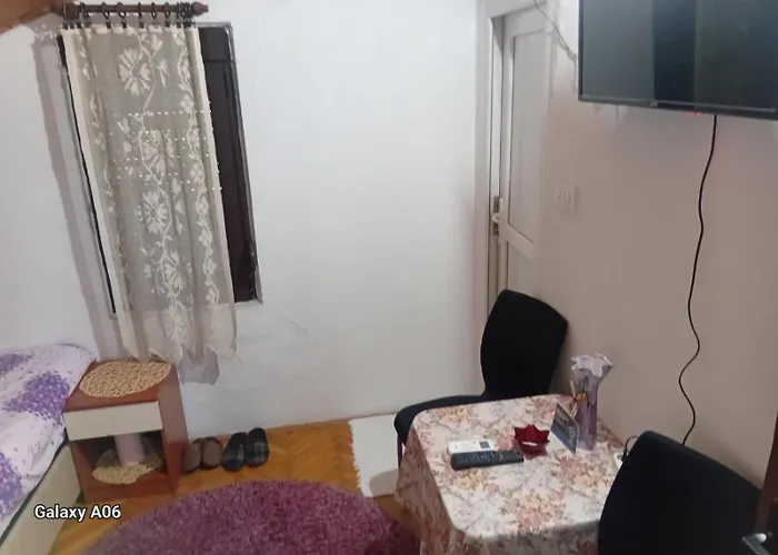 Agroturismo Airport Radinovic *