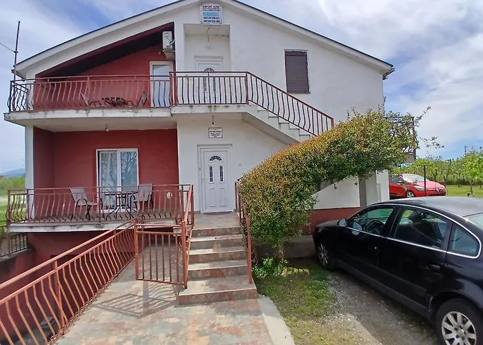 Airport Radinovic Agroturismo *