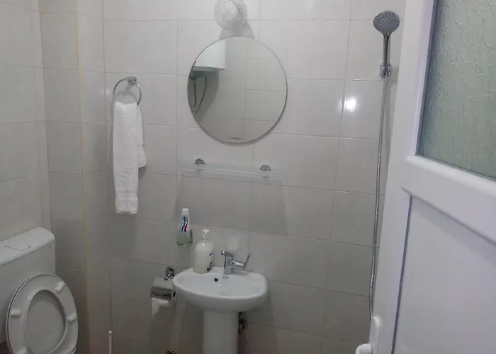 Agroturismo Airport Radinovic *